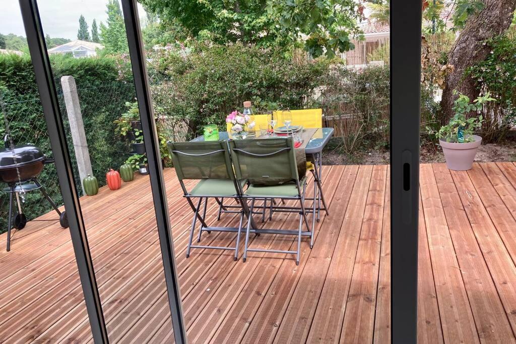 Charmant Chalet Avec Une Grande Terrasse Au Pyla ลาเตสเตอ-เดอ-บูค ภายนอก รูปภาพ