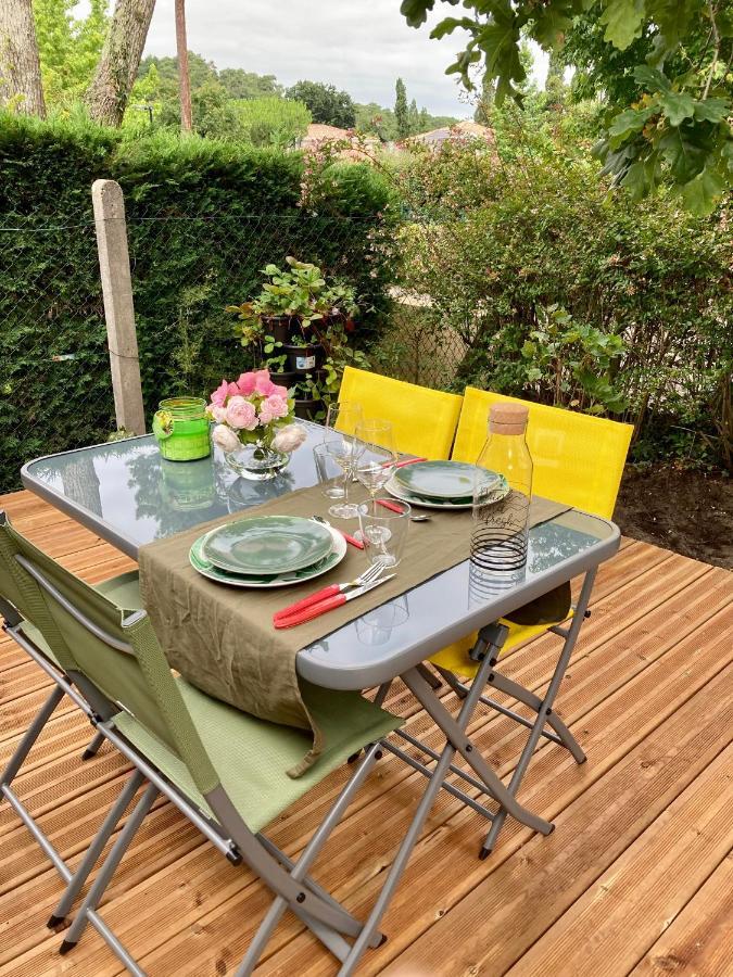 Charmant Chalet Avec Une Grande Terrasse Au Pyla ลาเตสเตอ-เดอ-บูค ภายนอก รูปภาพ