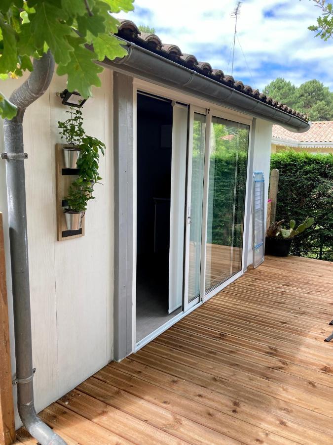 Charmant Chalet Avec Une Grande Terrasse Au Pyla ลาเตสเตอ-เดอ-บูค ภายนอก รูปภาพ